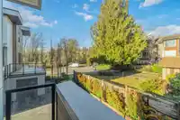 8 856 ORWELL STREET - thumbnail 26