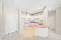 406 5475 201 STREET - thumbnail 9