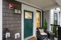 7 9122 KING STREET - thumbnail 3