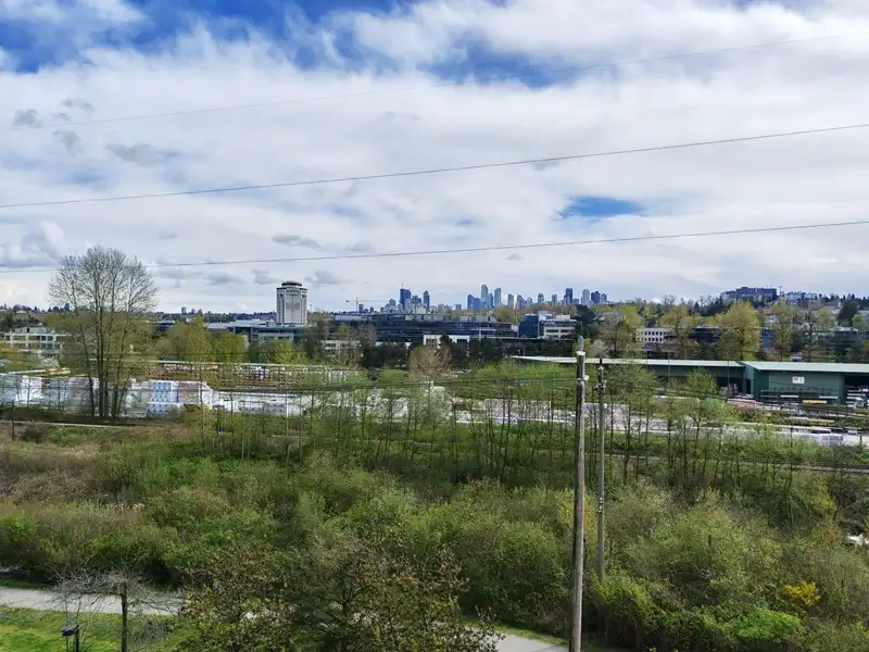 502 2345 MADISON AVENUE - photo 1 of 17