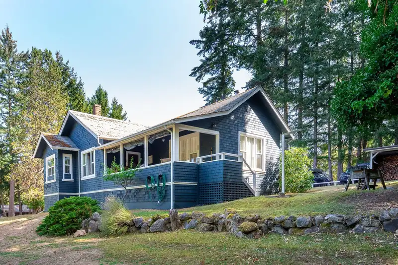 443 FERNHILL ROAD - photo 3 of 40