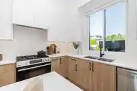 3 7990 BRADLEY AVENUE - thumbnail 17