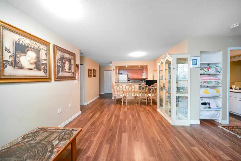 503 7380 ELMBRIDGE WAY - photo 4 of 27