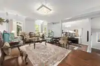 1991 CEDAR VILLAGE CRESCENT - thumbnail 1