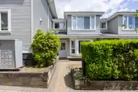 10 7370 STRIDE AVENUE - thumbnail 2