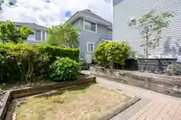 10 7370 STRIDE AVENUE - thumbnail 27