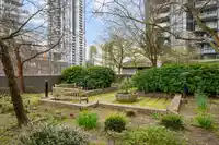 2301 3008 GLEN DRIVE - thumbnail 25