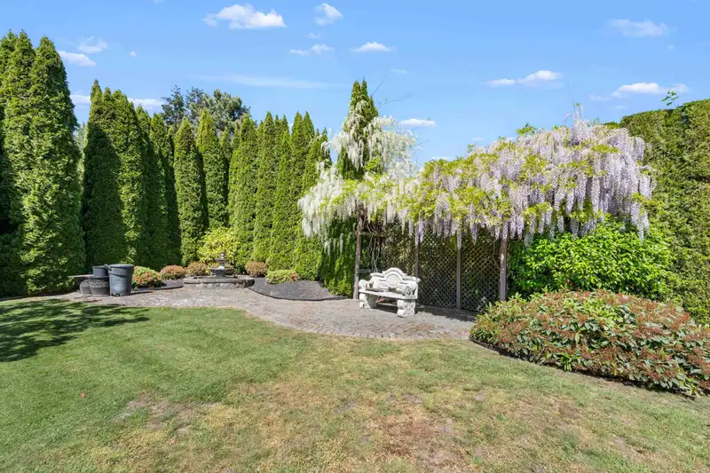 15791 39A AVENUE - photo 3 of 40