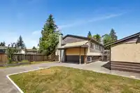 4652 203 STREET - thumbnail 32