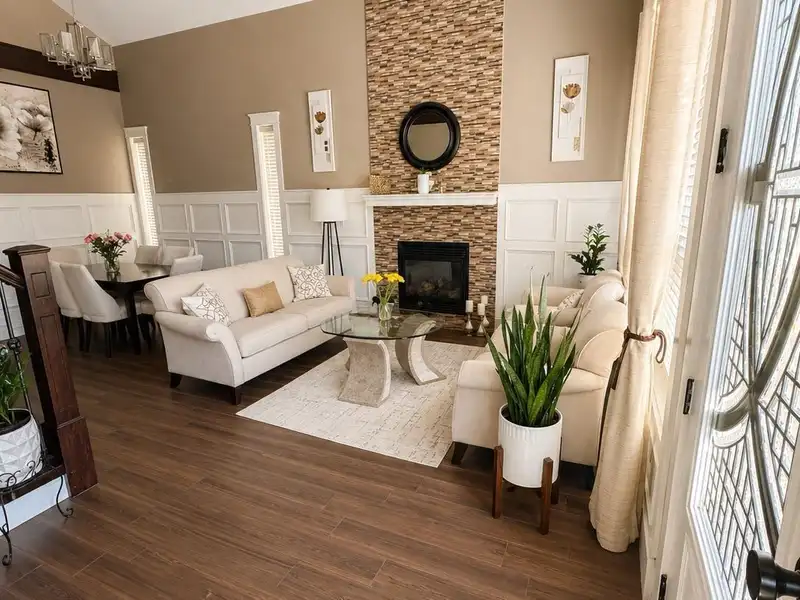 5911 139A STREET - photo 2 of 28