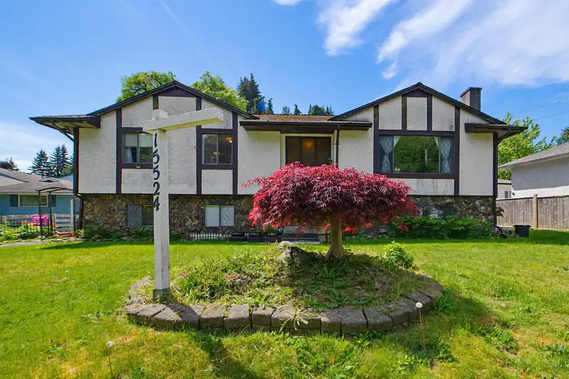 15524 105A AVENUE - photo 1 of 40