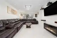 9068 146A STREET - thumbnail 2