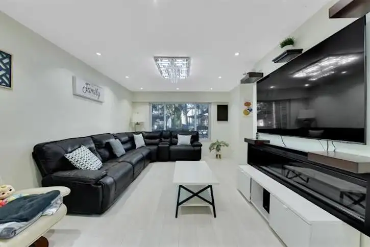 9068 146A STREET - photo 4 of 40
