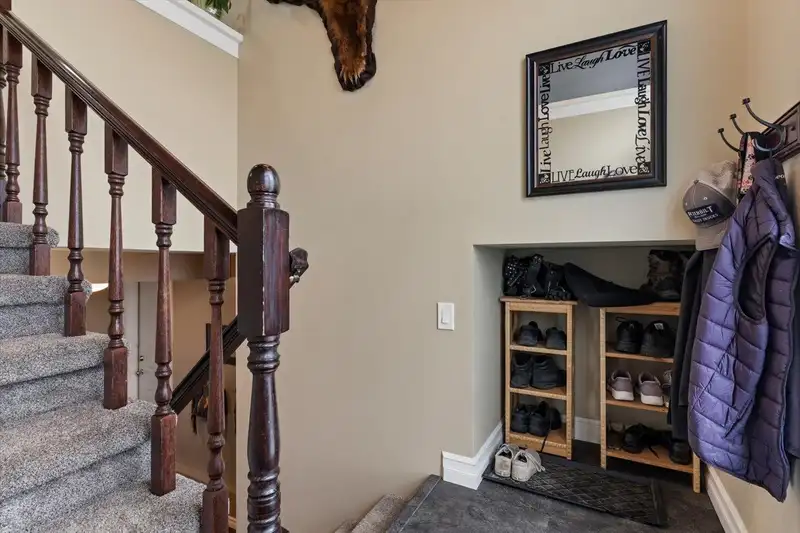 46533 DARLENE AVENUE - photo 2 of 40