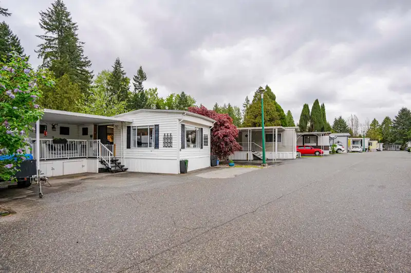 36 9080 198 STREET - photo 2 of 40