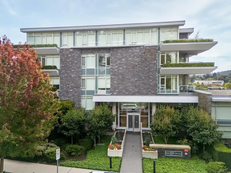 303 866 ARTHUR ERICKSON PLACE - photo 2 of 40