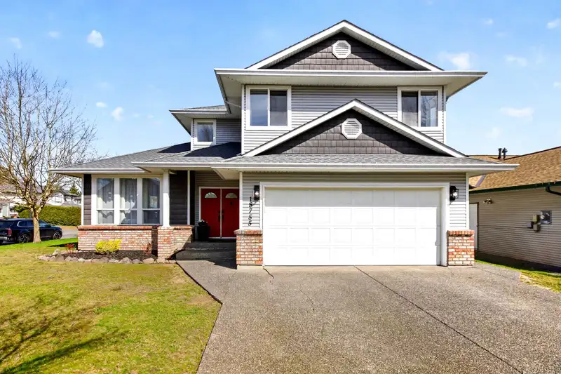 18755 65 AVENUE - photo 1 of 38