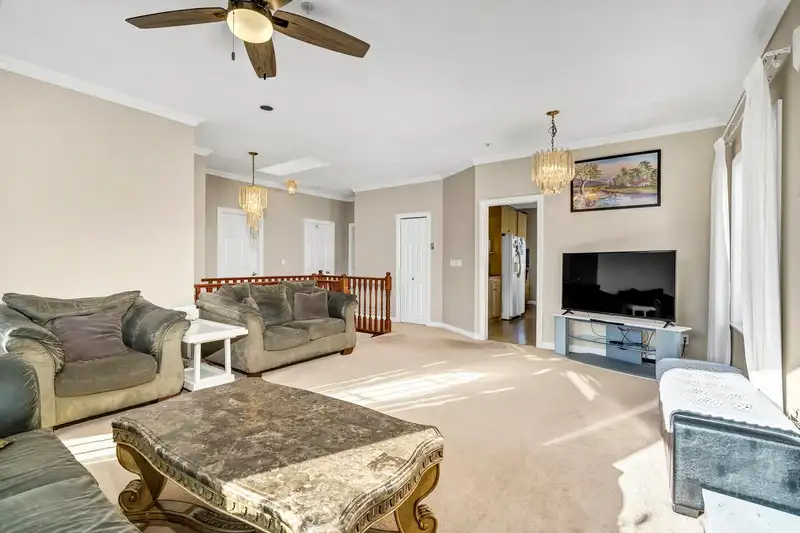 591 E 28TH AVENUE - photo 2 of 36