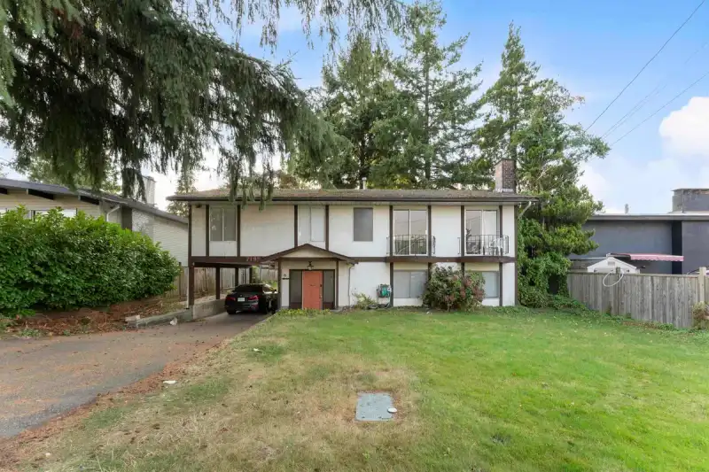 7195 115 STREET - photo 1 of 25