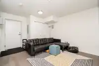 5518 OAK STREET - thumbnail 29