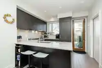 5518 OAK STREET - thumbnail 8