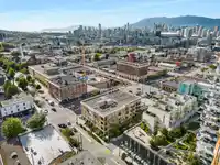 212 205 E 10TH AVENUE - thumbnail 24