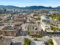 212 205 E 10TH AVENUE - thumbnail 25