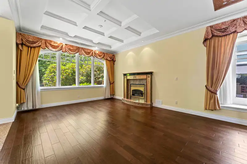 4530 OSLER STREET - photo 2 of 40