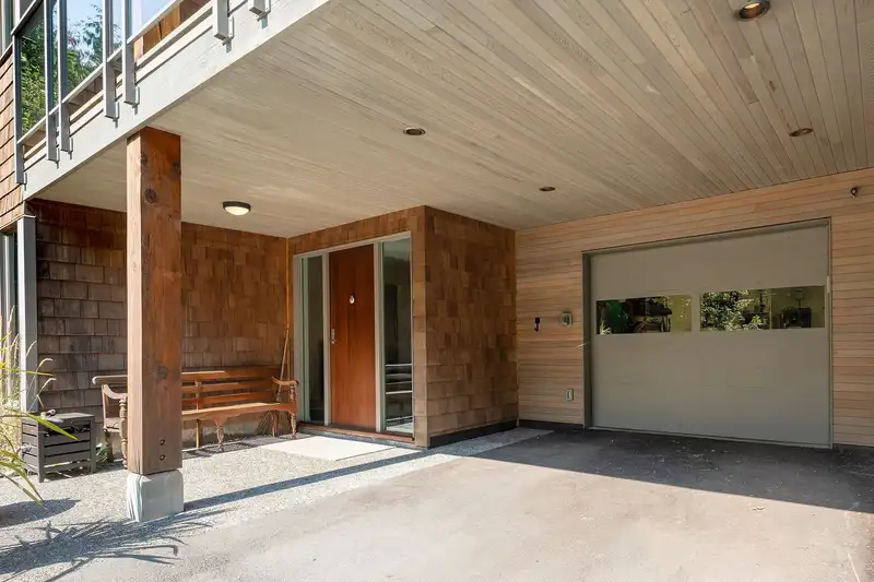 1754 FRANCES WALK - photo 2 of 40