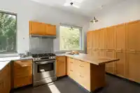1754 FRANCES WALK - thumbnail 9