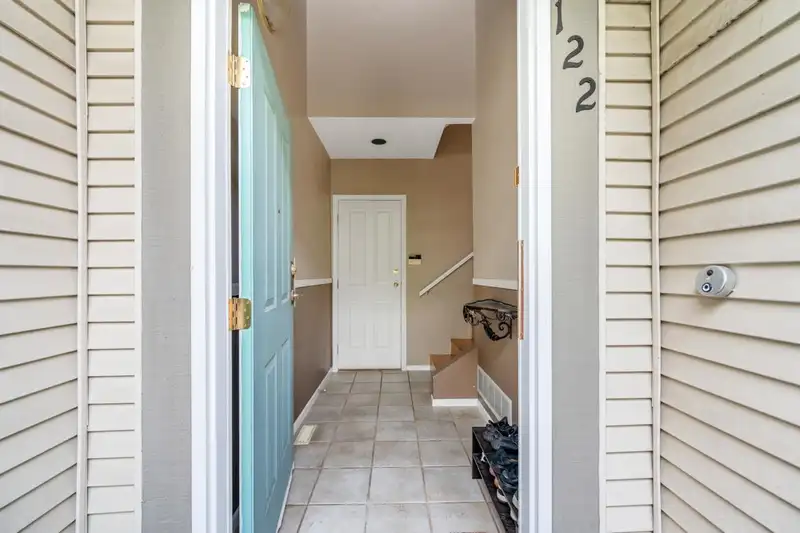 122 3880 WESTMINSTER HIGHWAY - photo 3 of 32