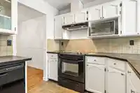 20 3292 VERNON TERRACE - thumbnail 15
