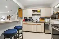 20 3292 VERNON TERRACE - thumbnail 38