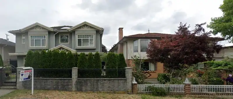 4421 PARKER STREET - photo 3 of 4