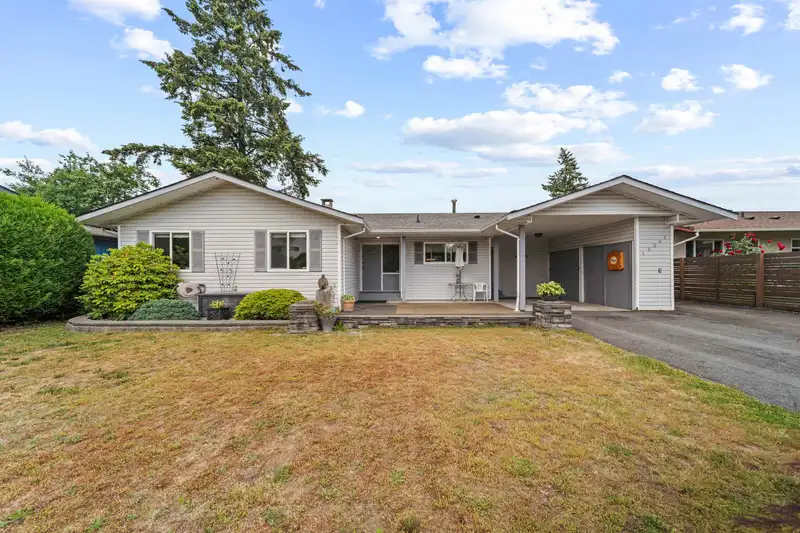 19347 117B AVENUE - photo 2 of 22