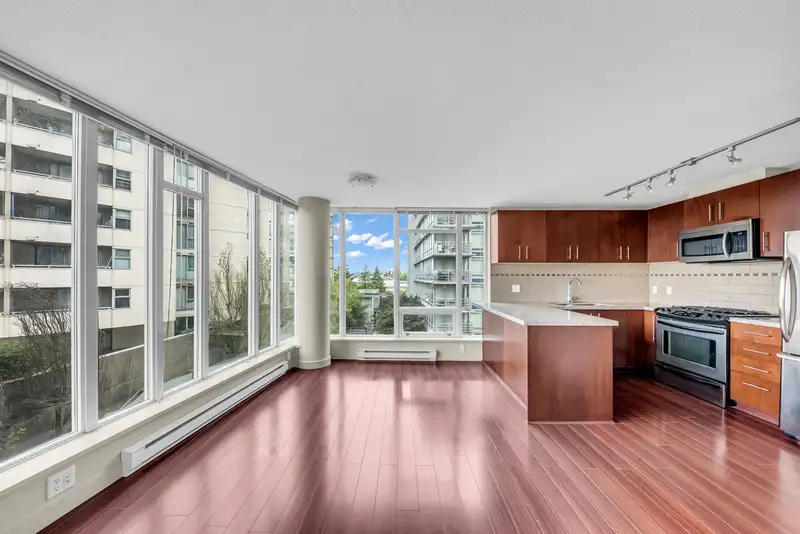 703 8288 LANSDOWNE ROAD - photo 1 of 16