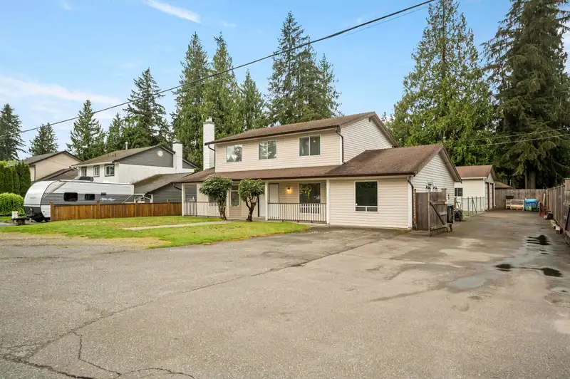 4195 207A STREET - photo 2 of 33