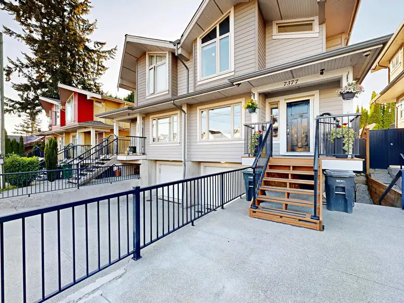 7377 STRIDE AVENUE - photo 1 of 35