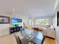 7377 STRIDE AVENUE - thumbnail 2