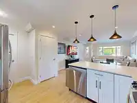 7377 STRIDE AVENUE - thumbnail 11