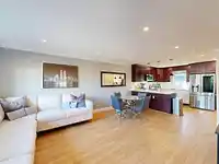7377 STRIDE AVENUE - thumbnail 4