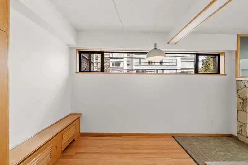 309 1855 NELSON STREET - photo 4 of 20