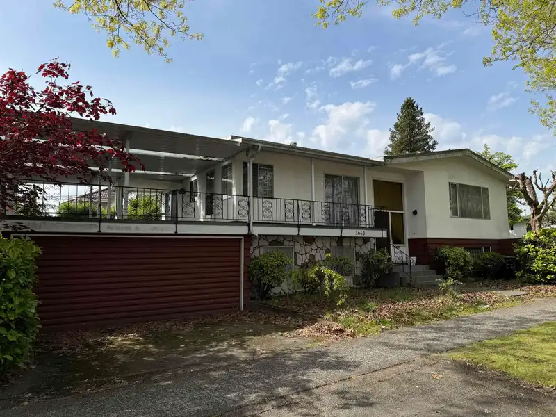 3660 E 22ND AVENUE - photo 4 of 6