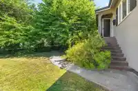 12 W KING EDWARD AVENUE - thumbnail 3