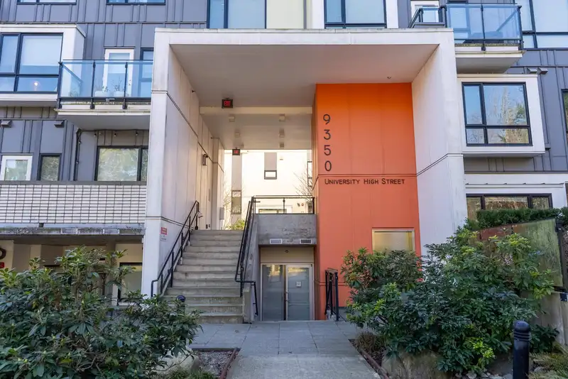 407 9350 UNIVERSITY HIGH STREET - photo 1 of 1