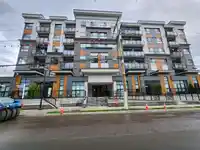 202 20695 EASTLEIGH CRESCENT - thumbnail 1