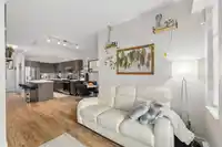 2102 963 CHARLAND AVENUE - thumbnail 3