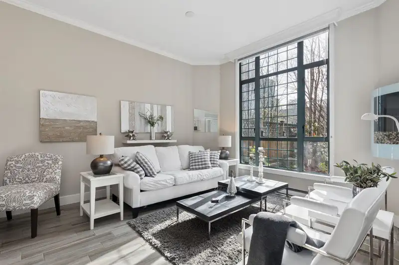 104 293 SMITHE STREET - photo 3 of 33