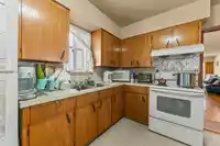2666 WAVERLEY AVENUE - thumbnail 11