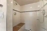317 GLOUCESTER COURT - thumbnail 17
